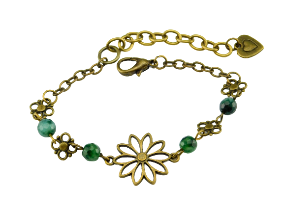 Armband mit grünen Perlen