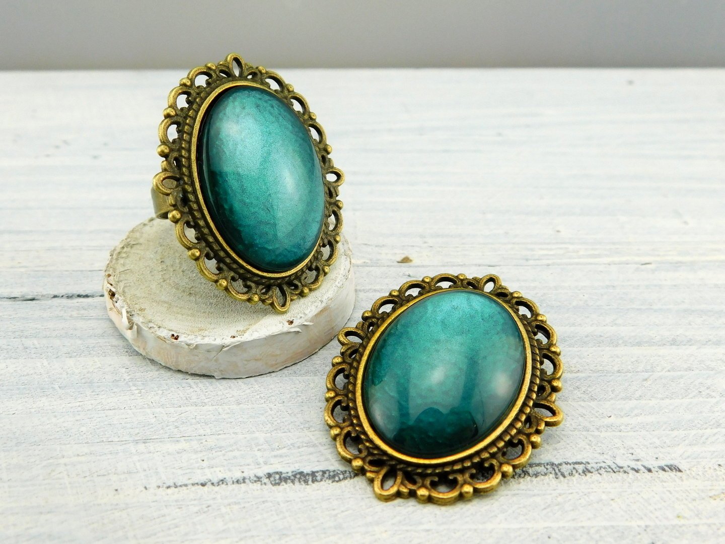 Geschenkset Ozeangrün mit Ring und Brosche - Vintage Schmuckstübchen