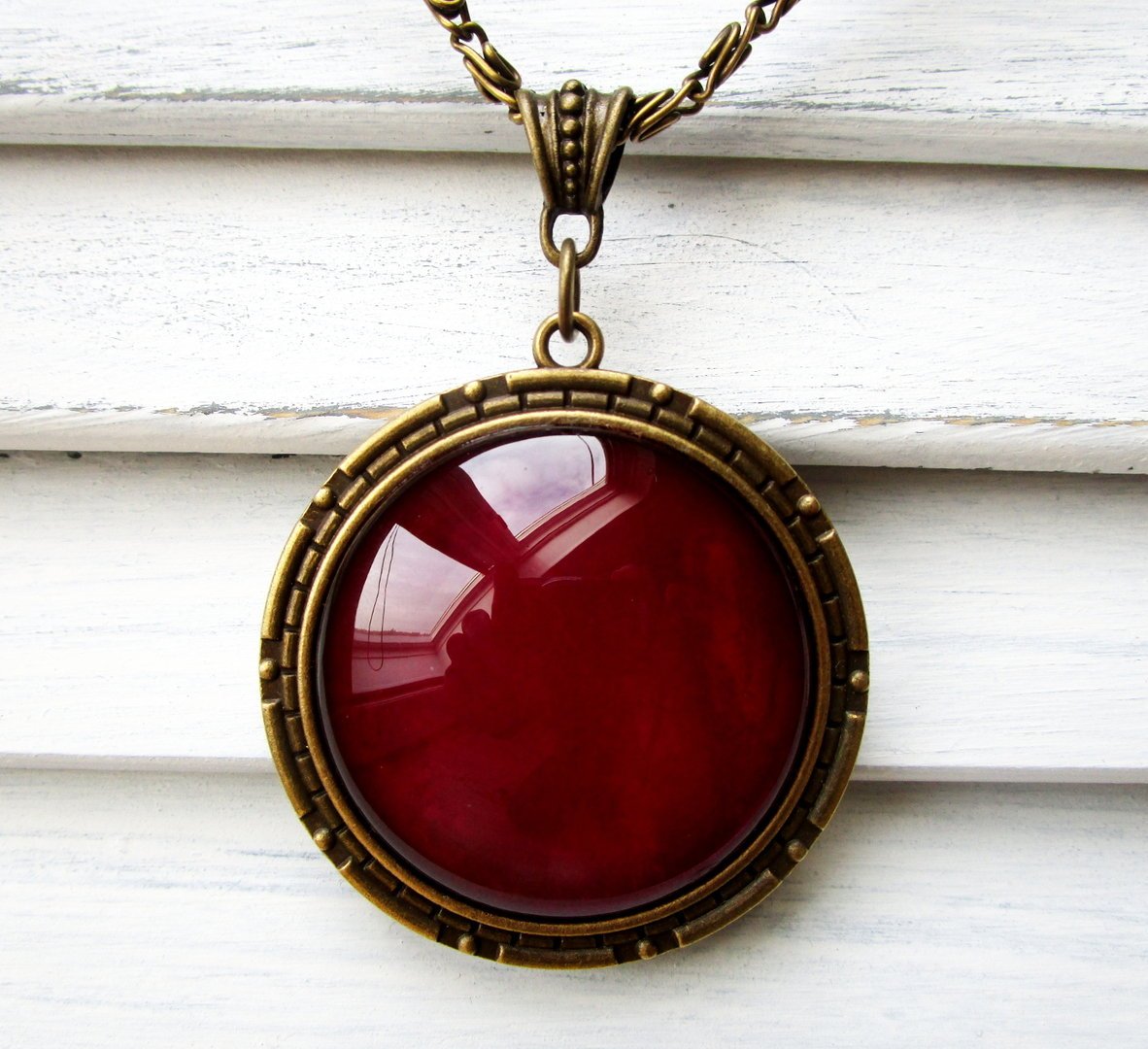 Halskette mit rundem Cabochon-Anhänger - Vintage Schmuckstübchen