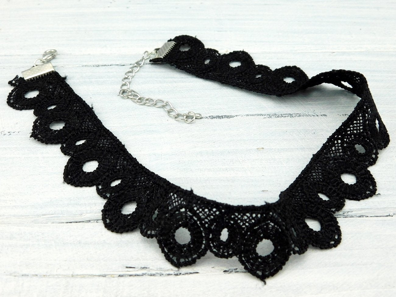 Schwarzes Halsband "Nightfall" - Vintage Schmuckstübchen