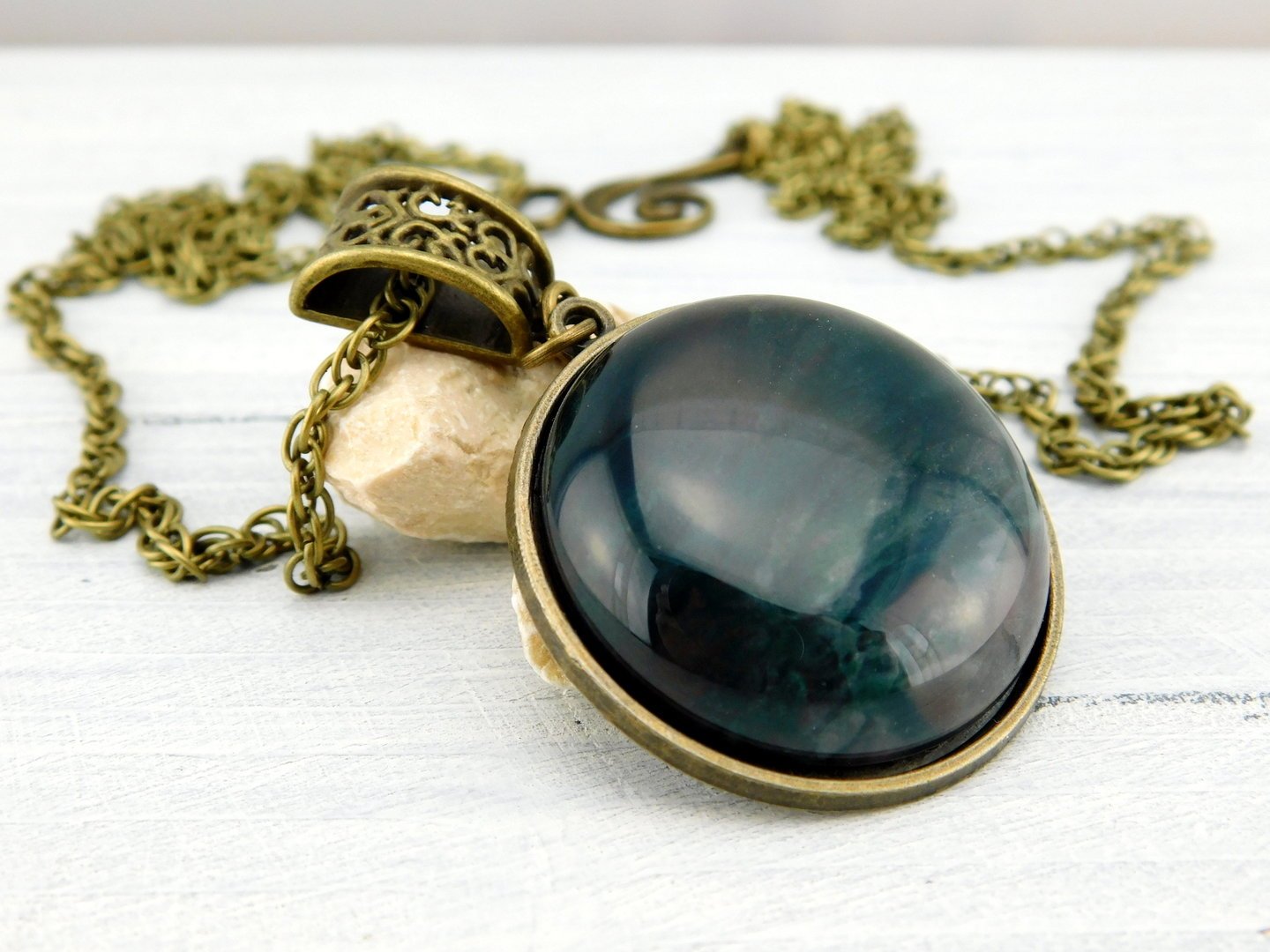 Halskette mit Cabochon aus indischem Achat - Vintage Schmuckstübchen