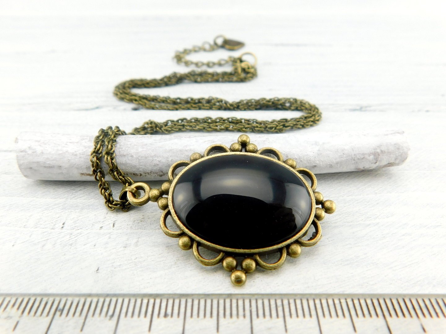 Vintage Halskette "Dark Queen" in Bronze