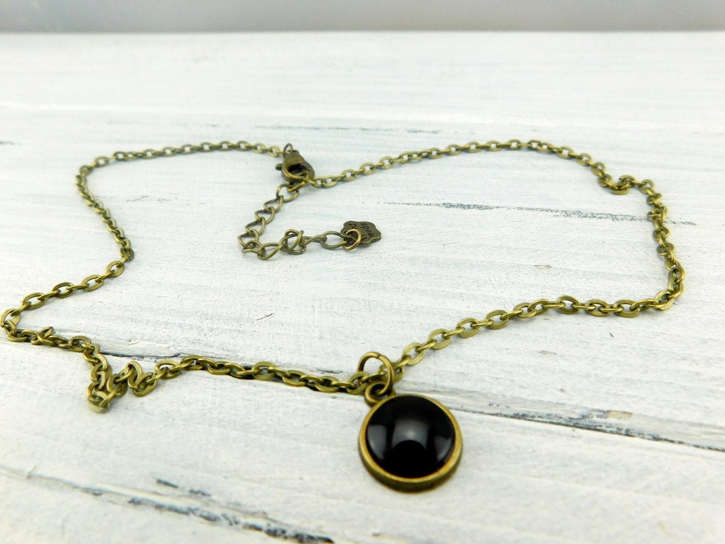 Kurze Halskette im Vintage-Stil
