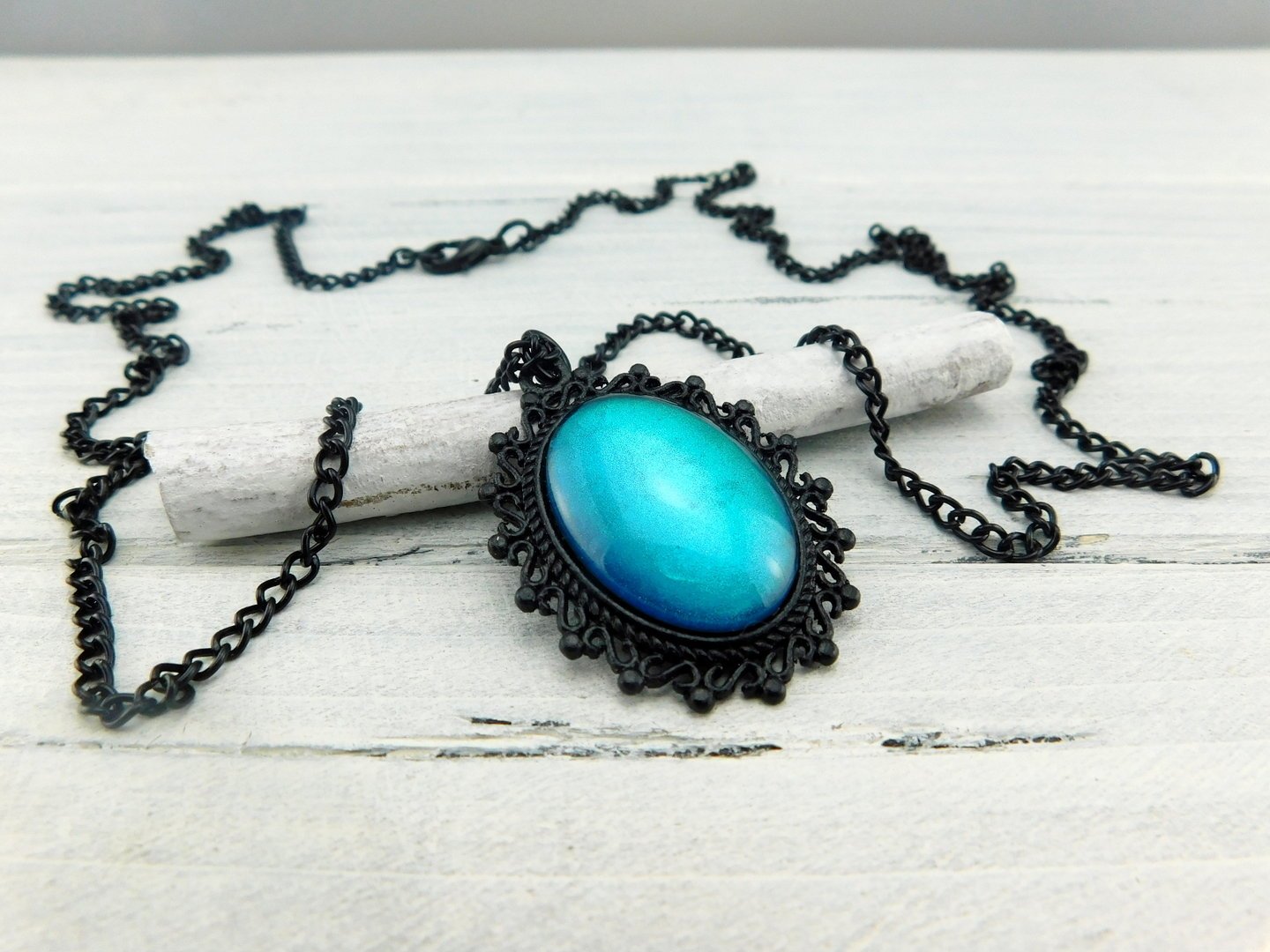 Halskette "Barock Cabochon" in Schwarz