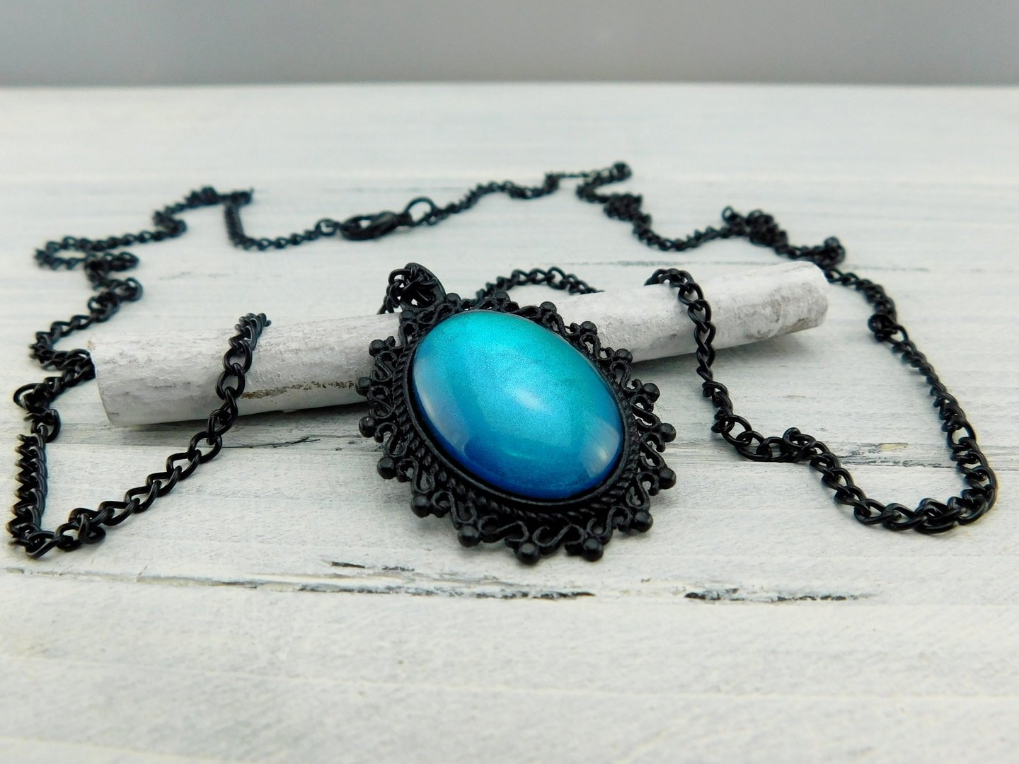 Halskette "Barock Cabochon" in Schwarz