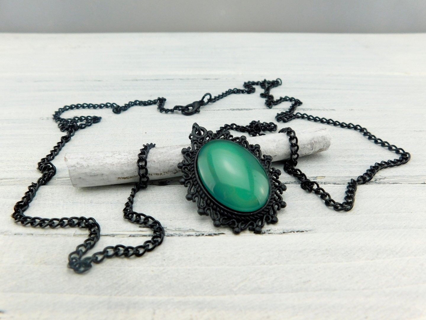 Halskette "Barock Cabochon" in Schwarz