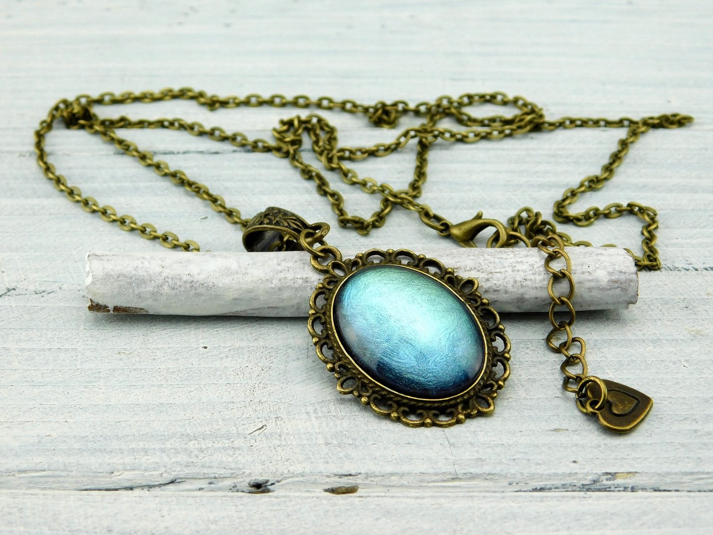Lange Barock-Stil Halskette mit Cabochon
