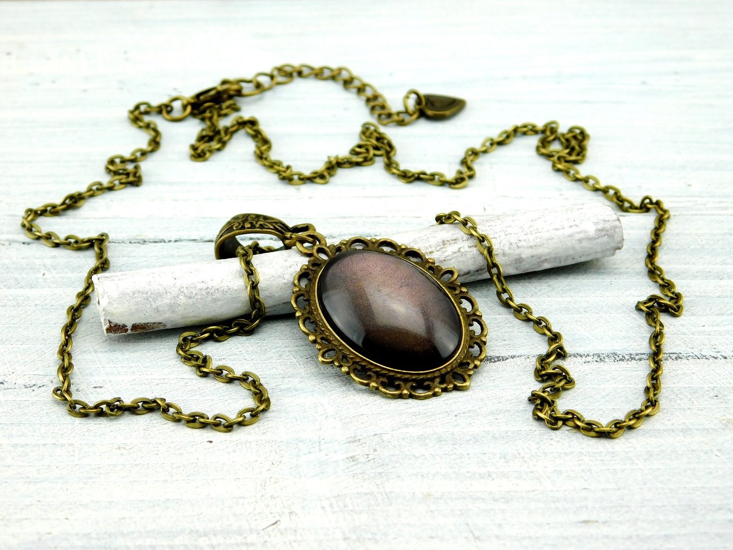 Lange Barock-Stil Halskette mit Cabochon