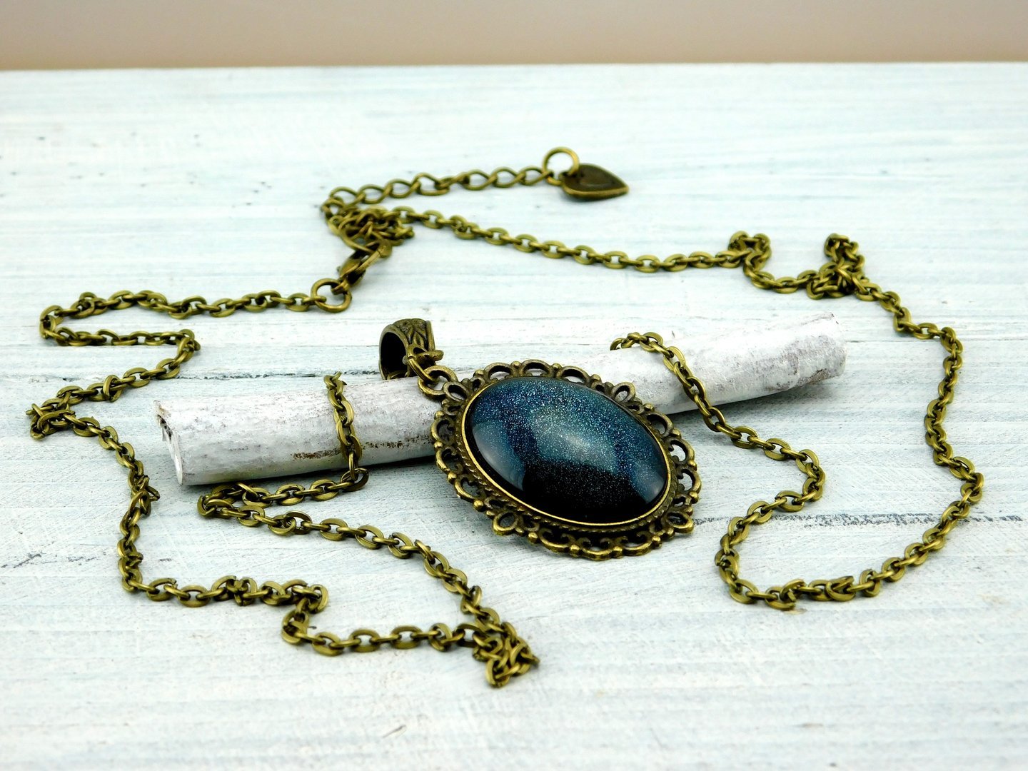 Lange Barock-Stil Halskette mit Cabochon