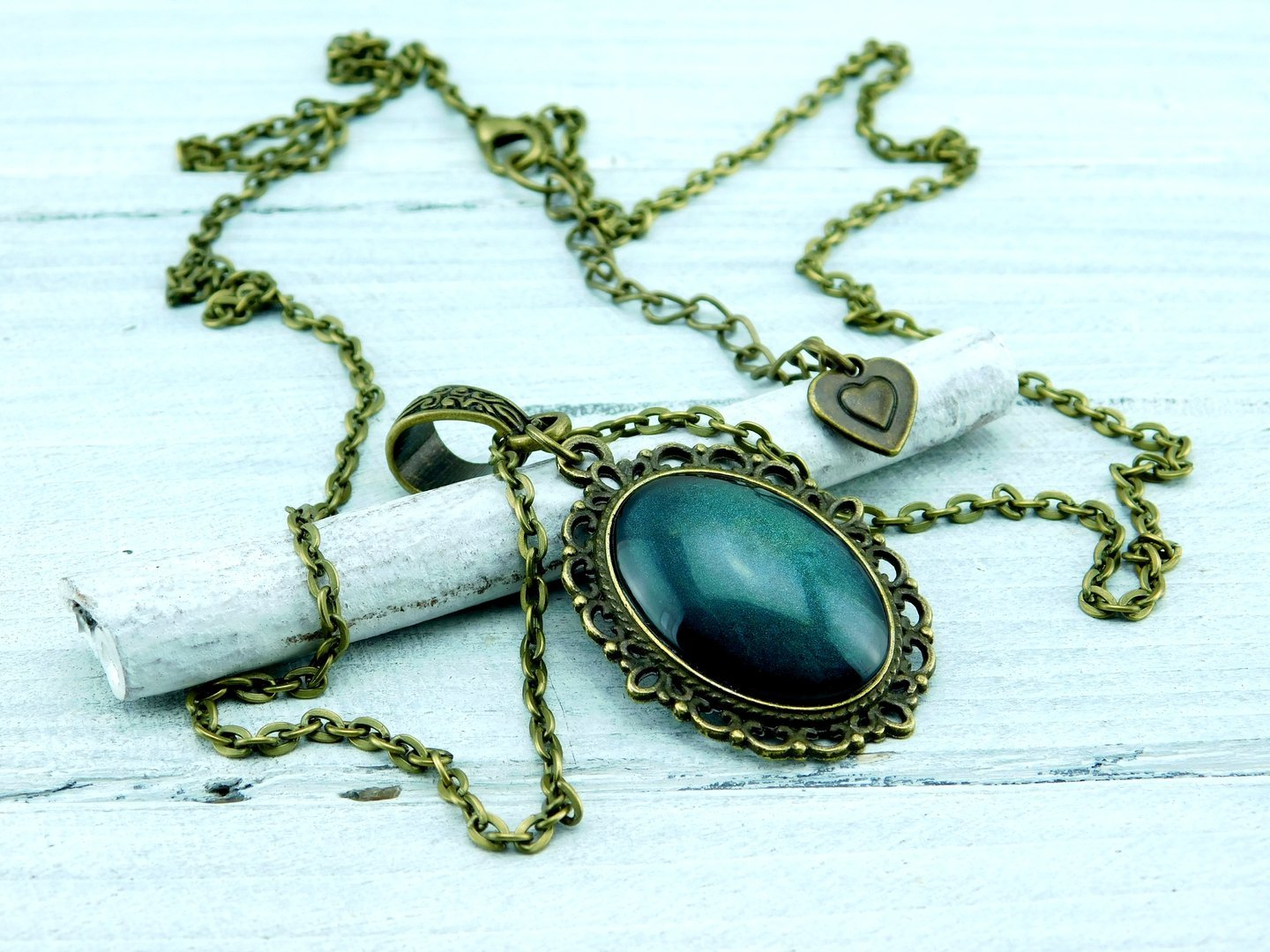 Lange Barock-Stil Halskette mit Cabochon
