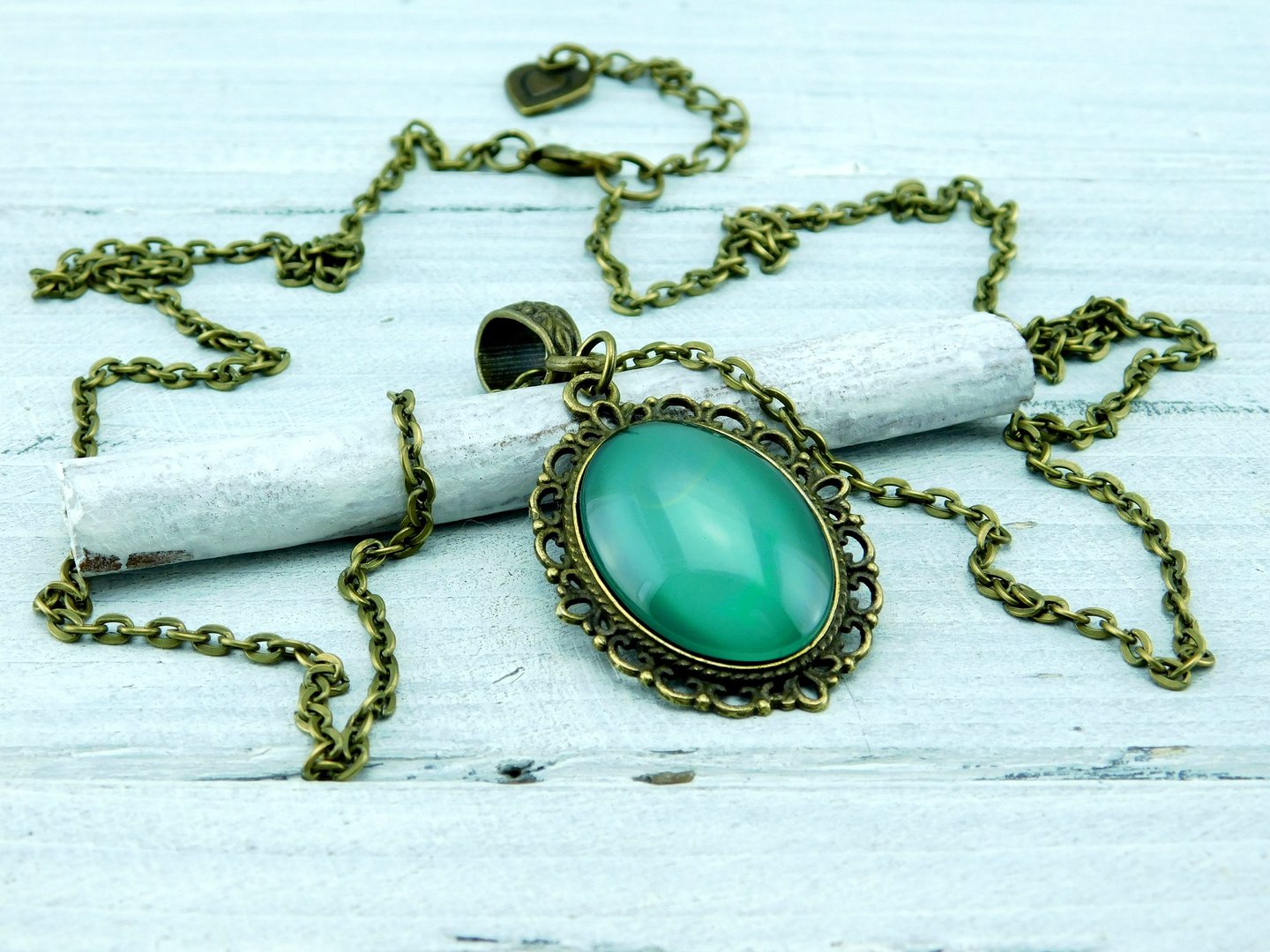Lange Barock-Stil Halskette mit Cabochon