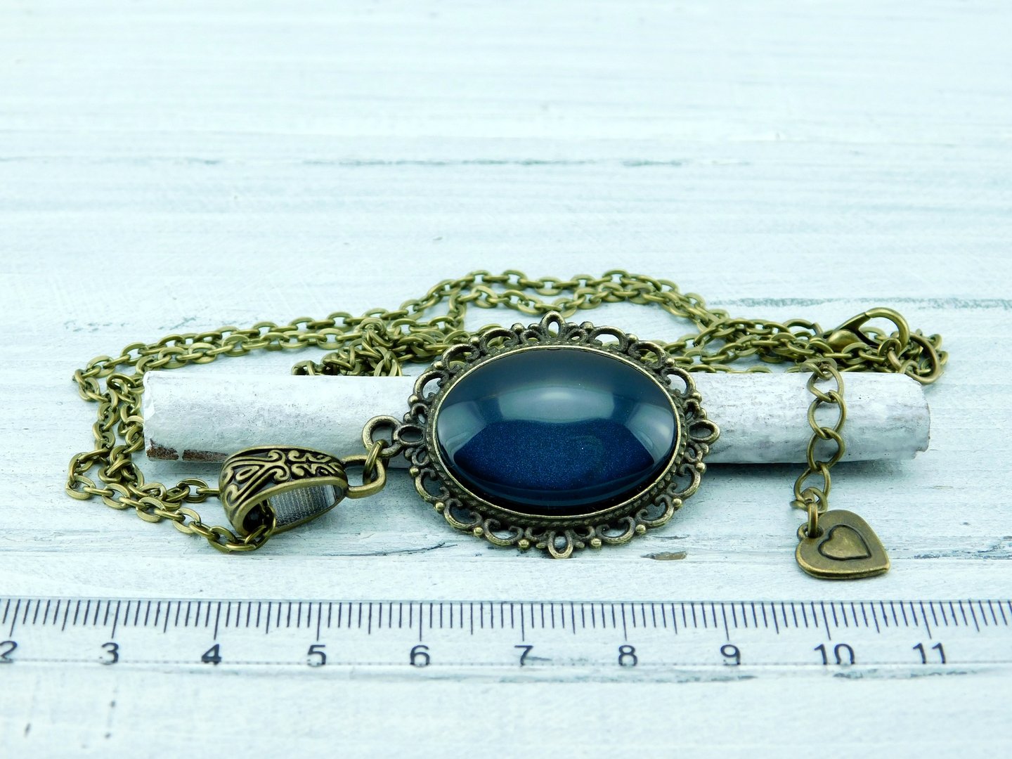 Lange Barock-Stil Halskette mit Cabochon