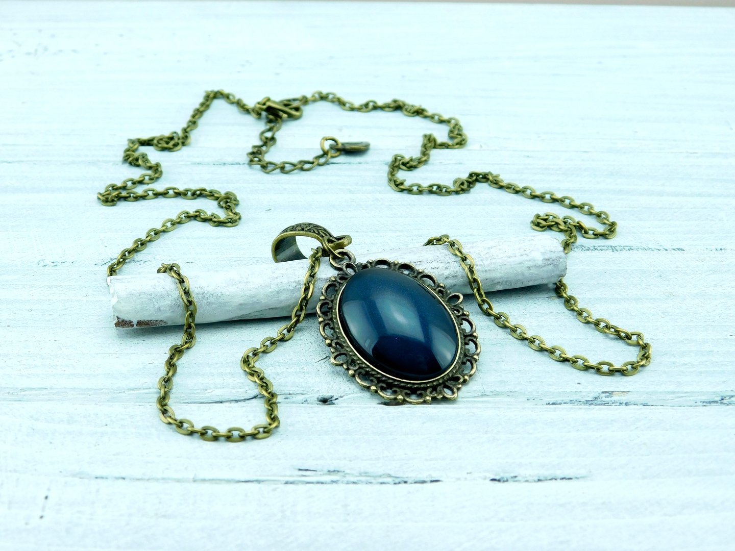 Lange Barock-Stil Halskette mit Cabochon