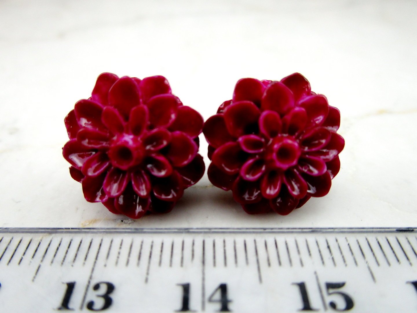 Blumenohrstecker "Dunkelrot" 15 mm