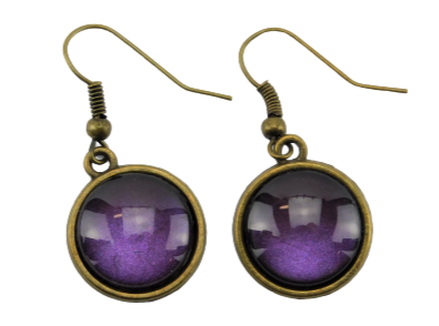 Ohrringe mit Cabochonanhänger in Dunkelviolett Bronze