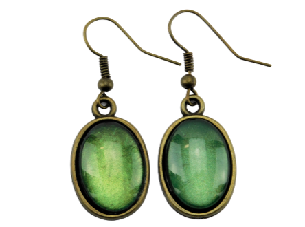 Ohrringe mit ovalem Cabochon in Mermaidgreen Bronze