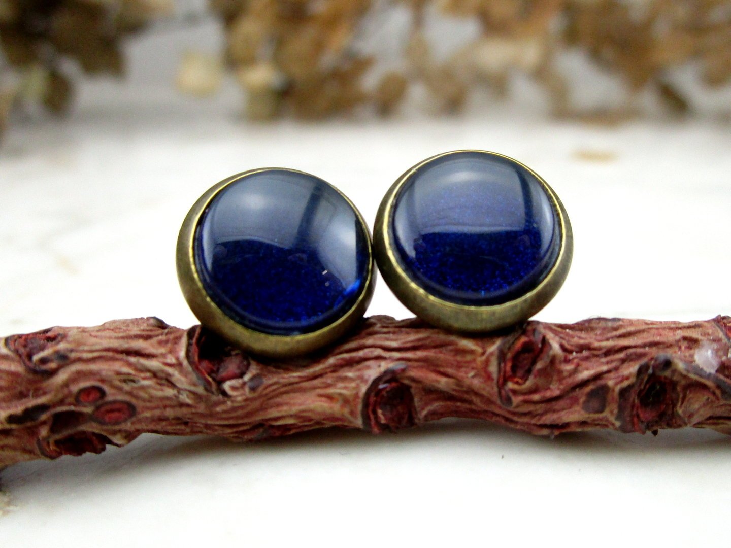 Ohrstecker mit Glasstein "Midnight Blue" 10mm