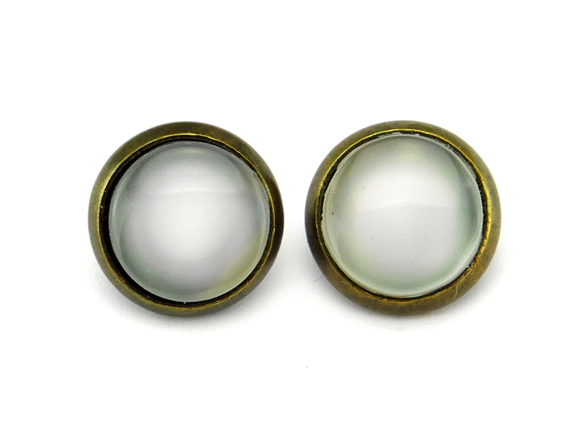 Ohrstecker mit Glasstein "White Flower" 10mm