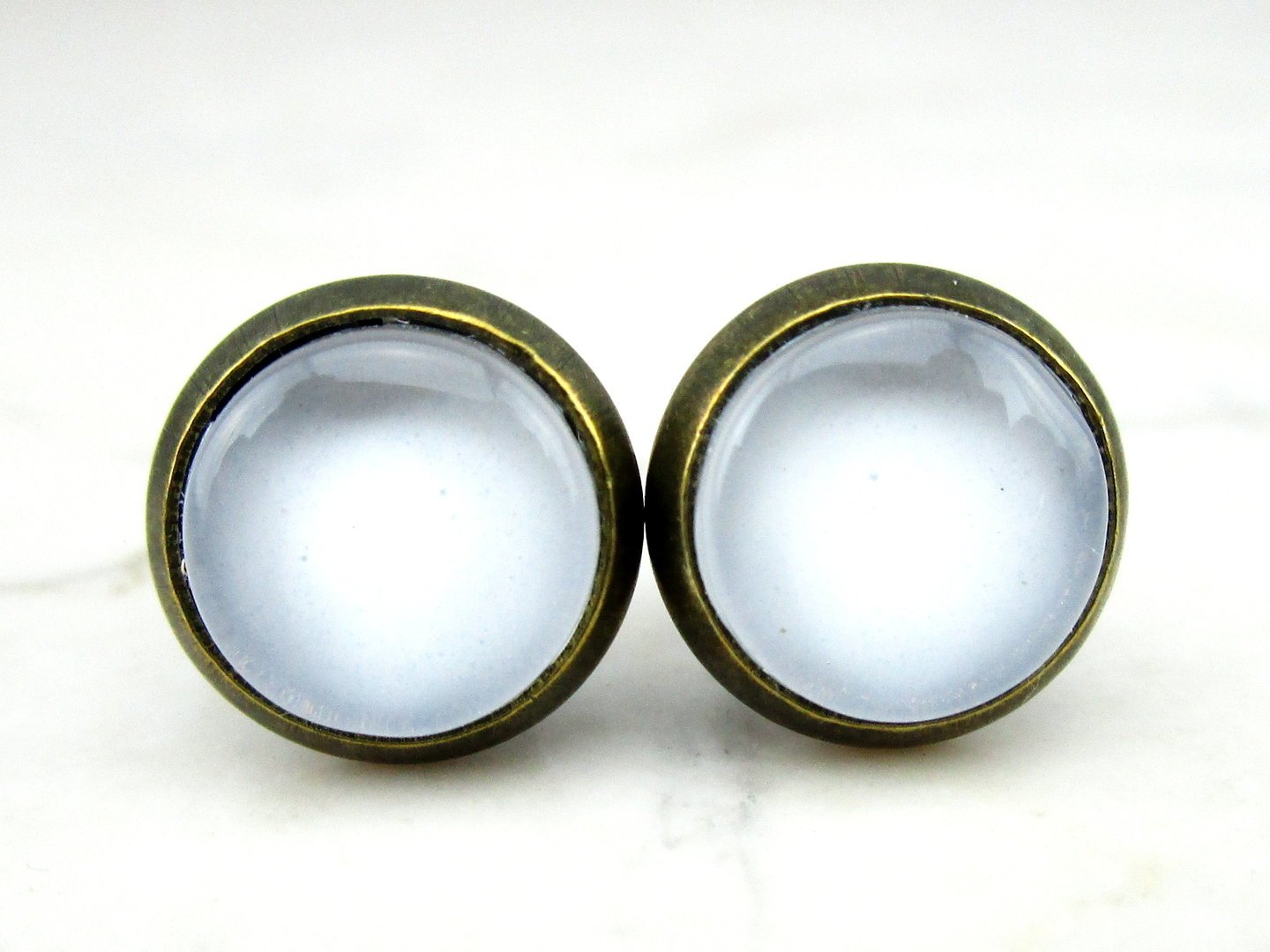 Ohrstecker mit Glassteinen "Snow White" 10mm