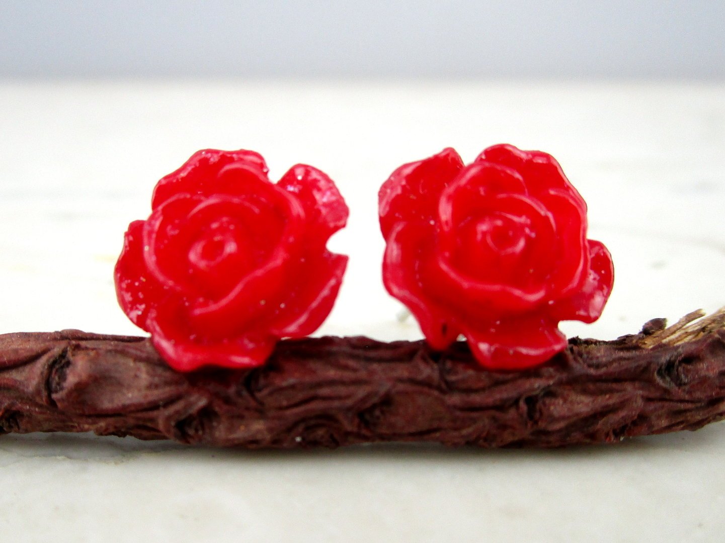 Rosenohrstecker "Leuchtendes Rot" 10mm