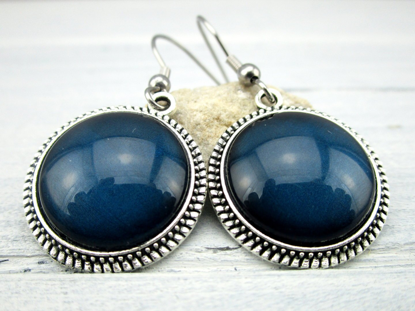 Cabochon Ohrringe "Dunkler Saphir" in Silber