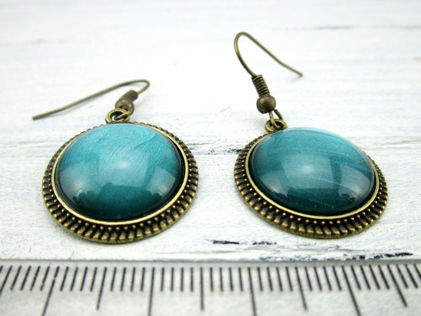 Cabochon Ohrringe "Ozeangrün" in Bronze