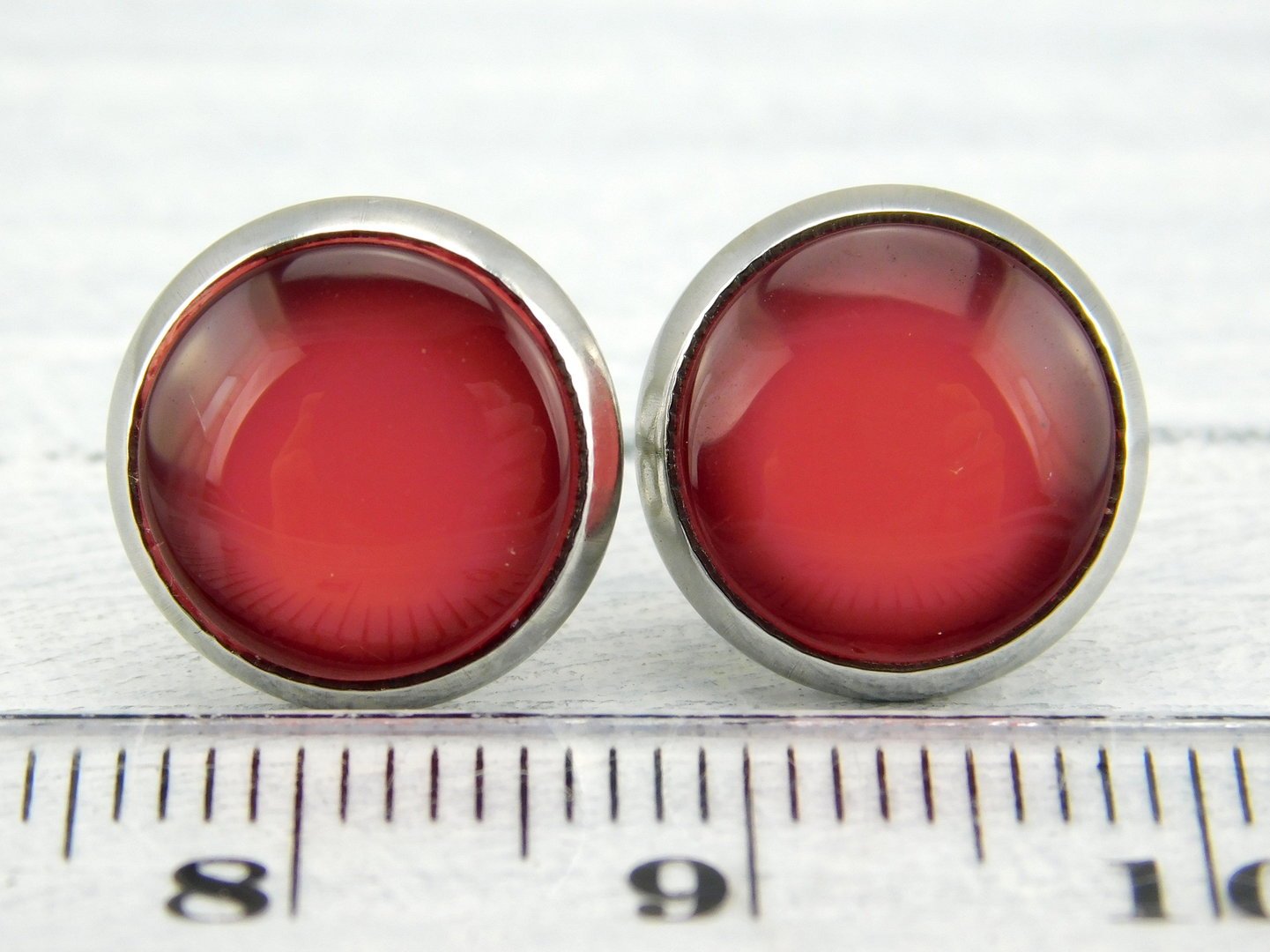 Ohrstecker "Erdbeerrot" aus Edelstahl 12mm