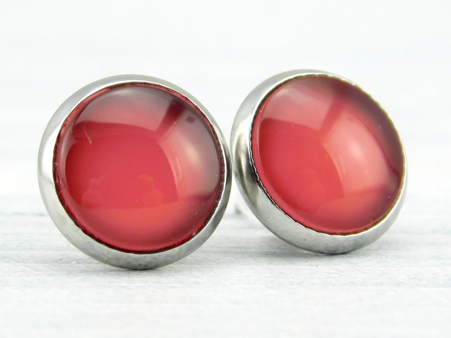 Ohrstecker "Erdbeerrot" aus Edelstahl 12mm
