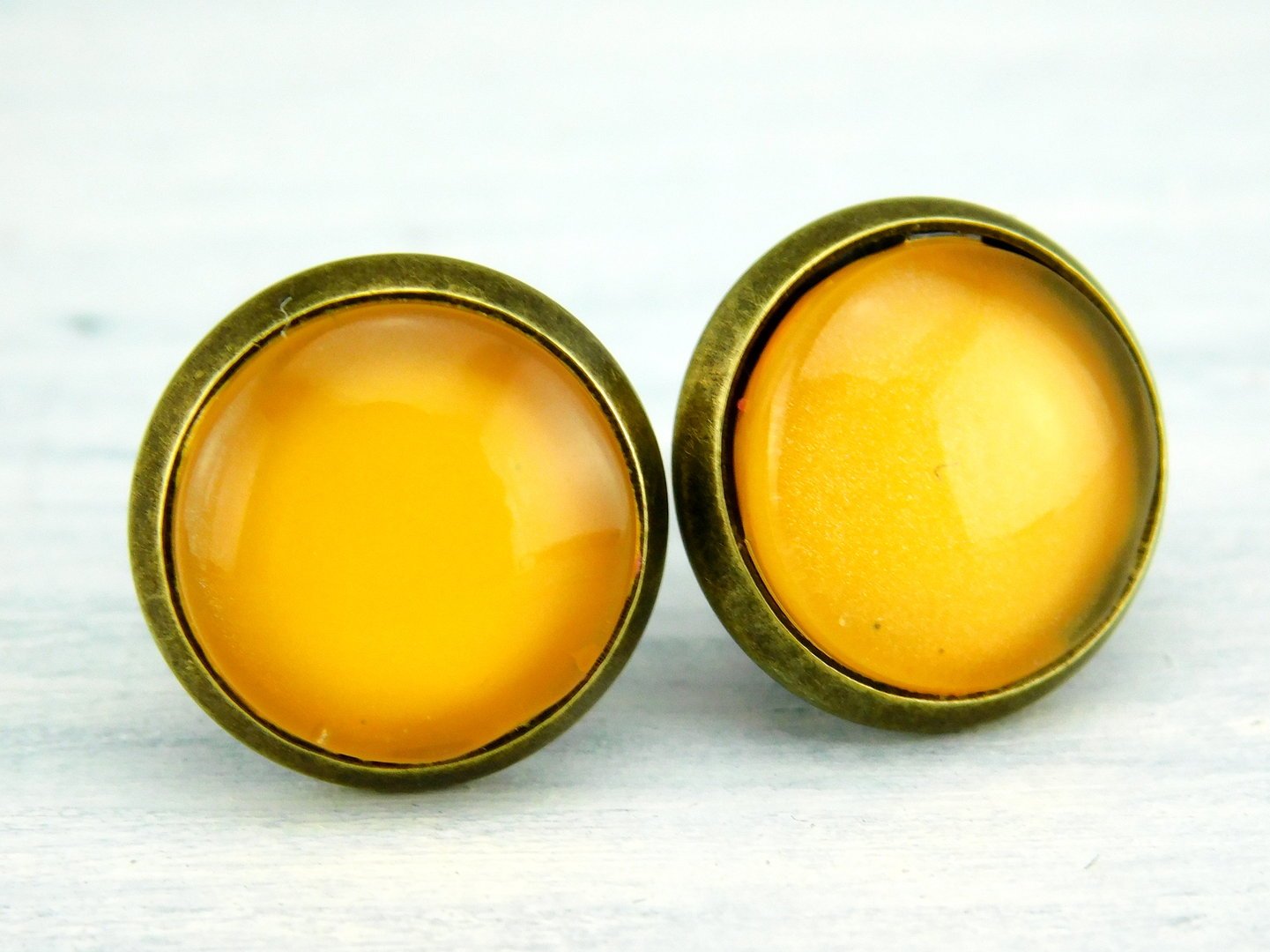 Ohrstecker "Honigmelone" in Bronze 12mm