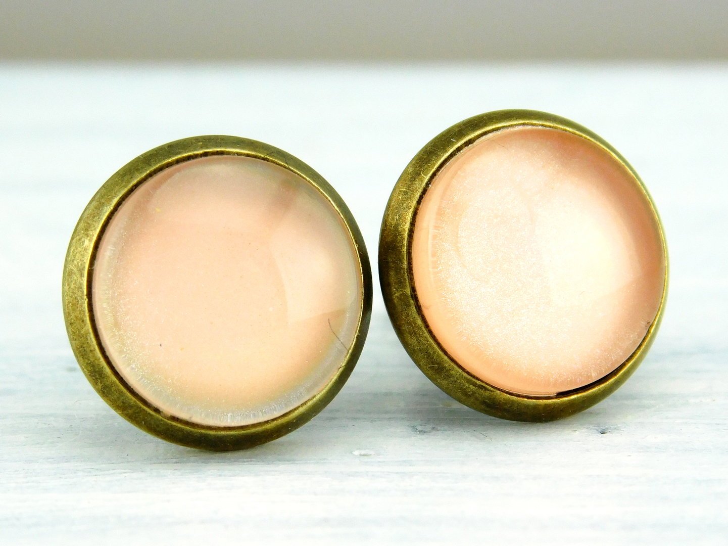 Ohrstecker "Apricot" in Bronze 12mm