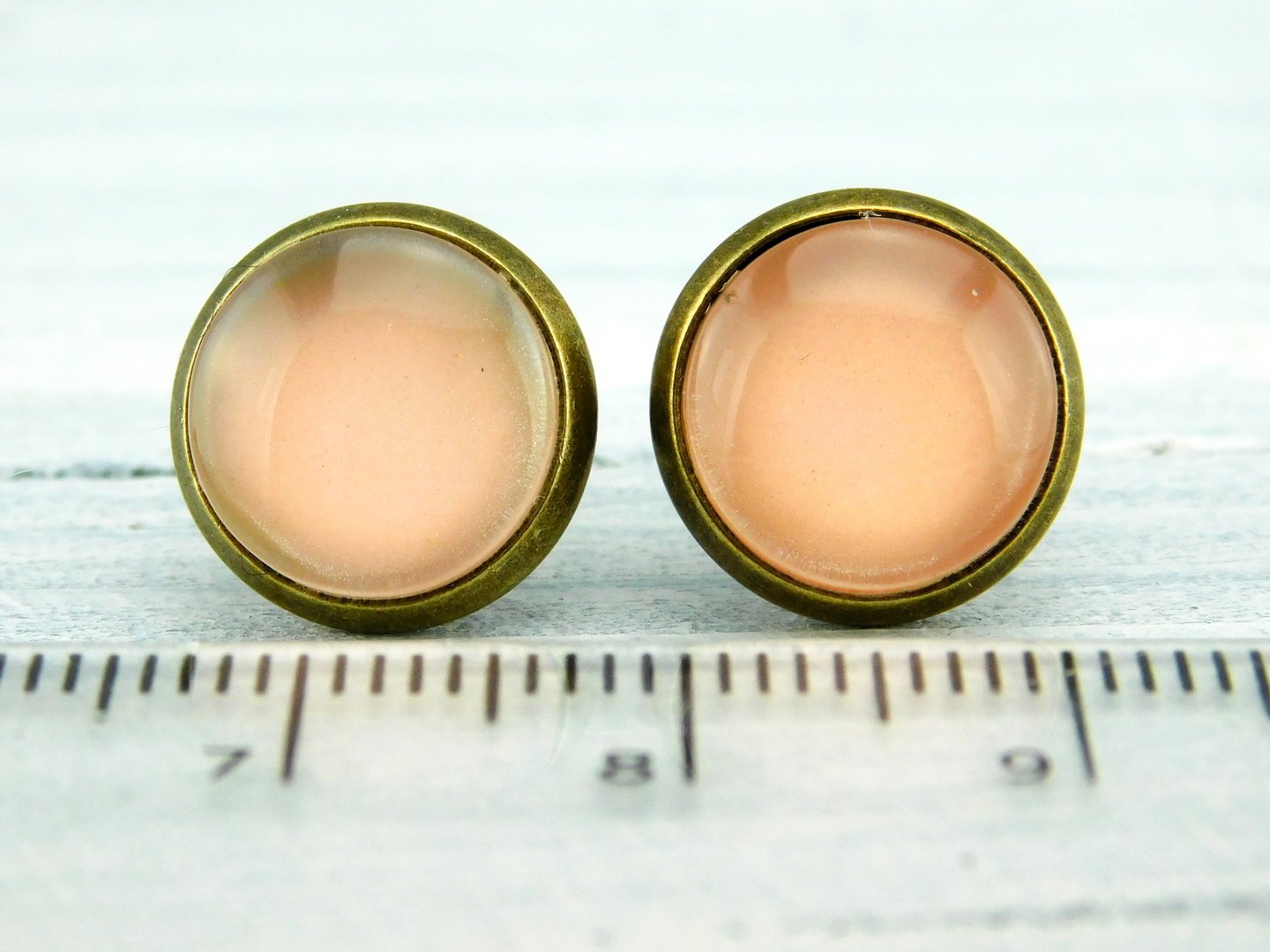 Ohrstecker "Apricot" in Bronze 12mm