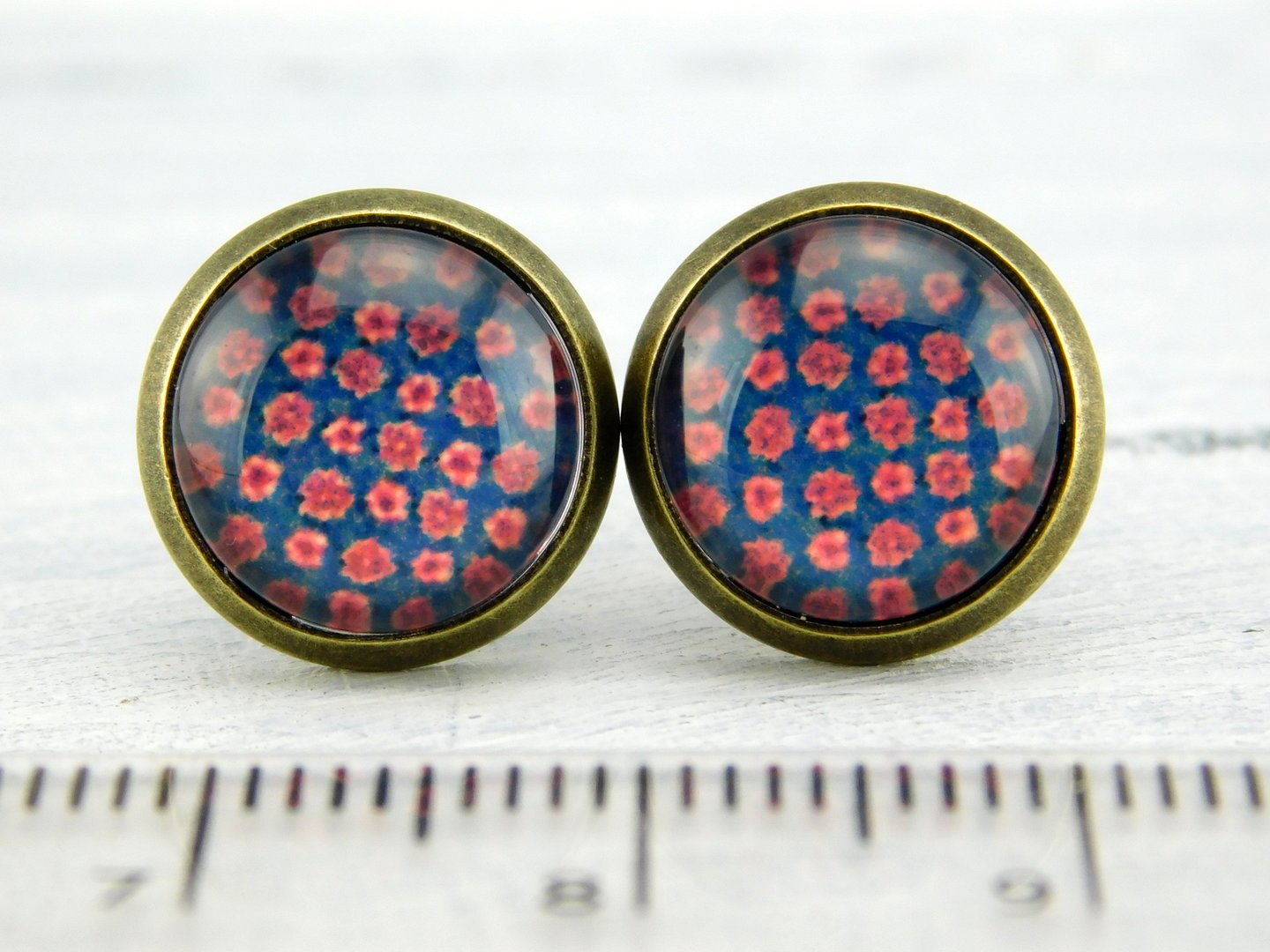 Motivohrstecker "Betty" in bronze 12mm