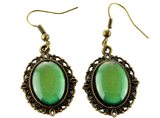 Vintage Ohrringe mit Cabochonanhänger in Mermaid Green
