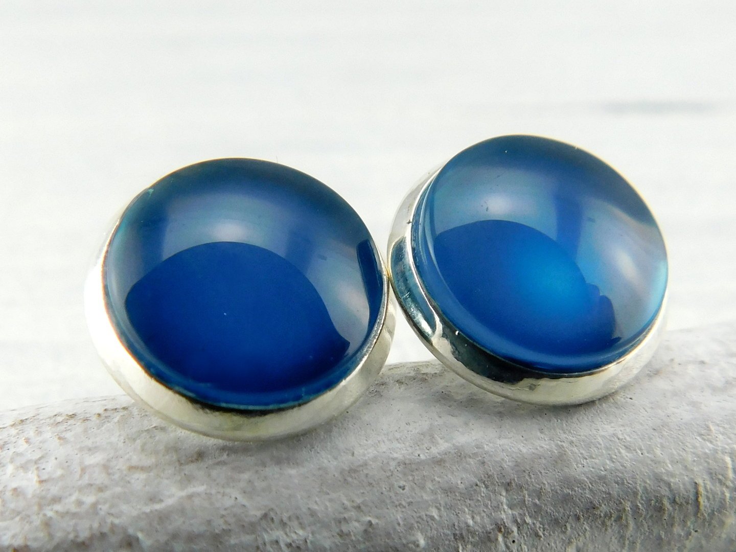 Ohrstecker "Saphirblau" in Silber