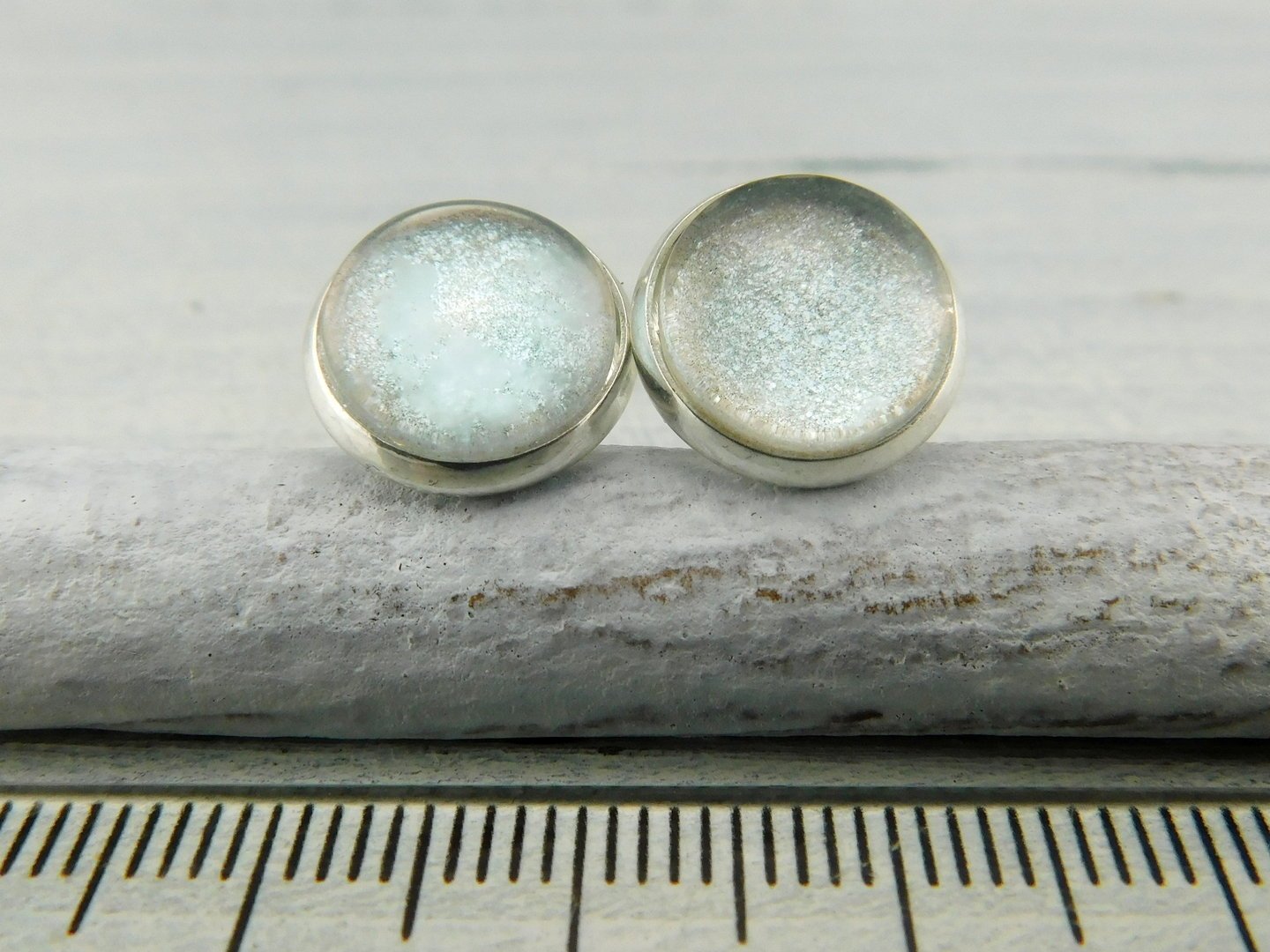 Ohrstecker "Eis" in silberner Farbe