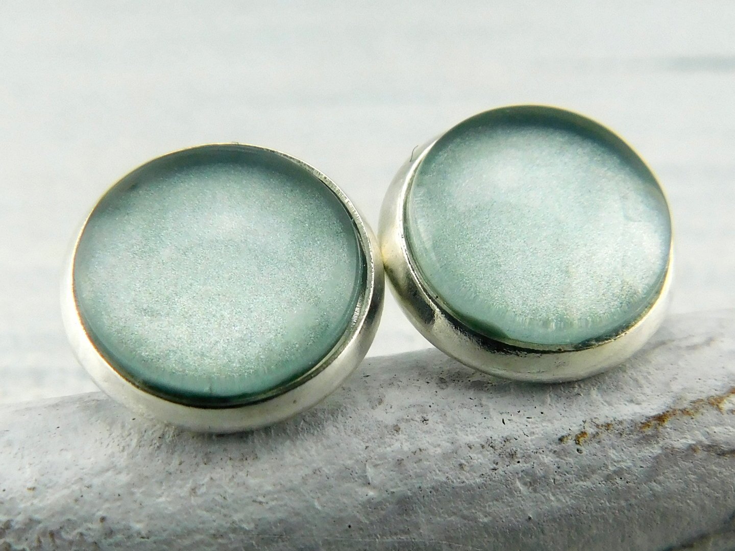 Ohrstecker "Eisblau" in Silber