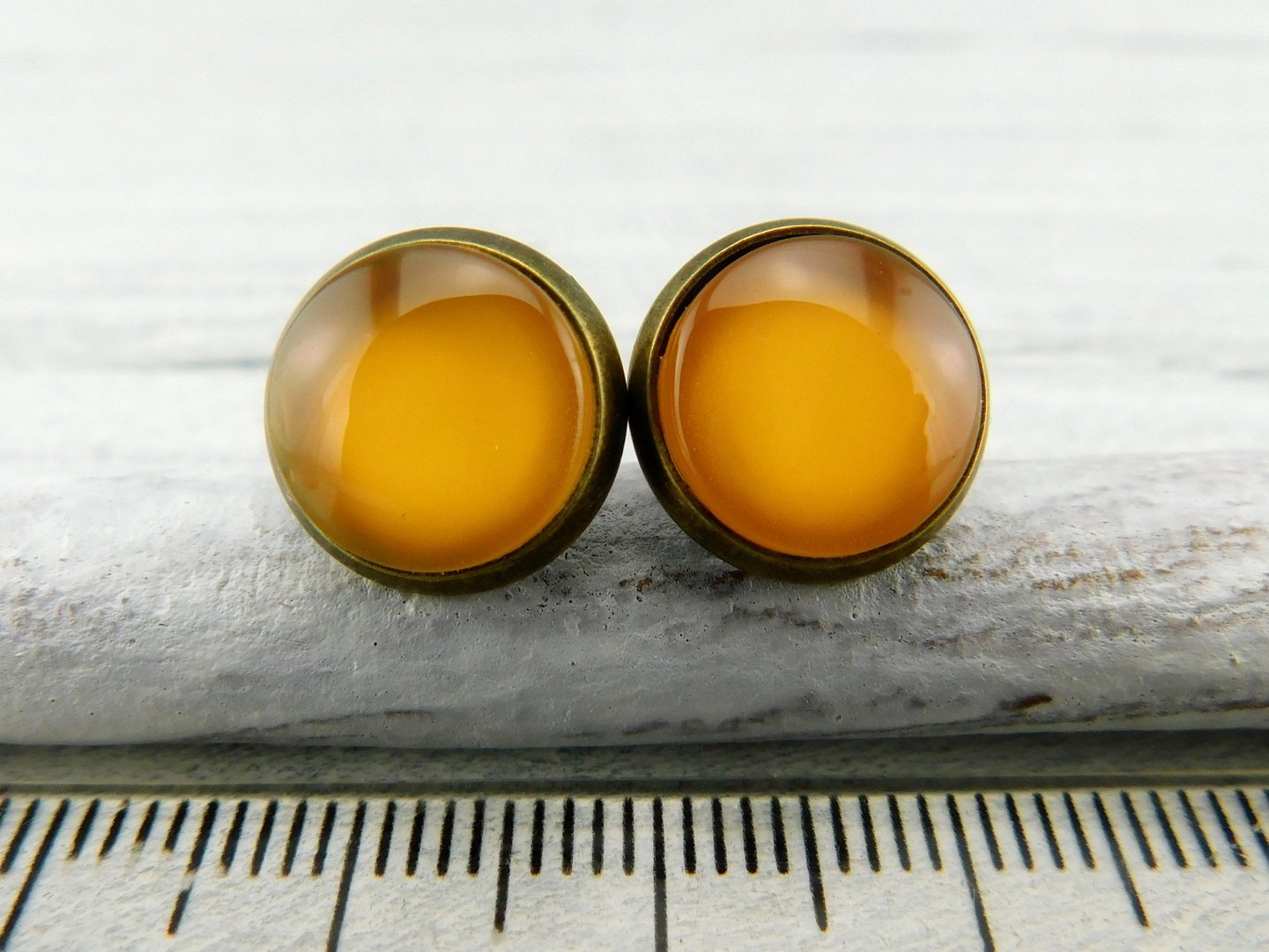 Fruity Ohrstecker "Süße Honigmelone" in Bronze 12mm
