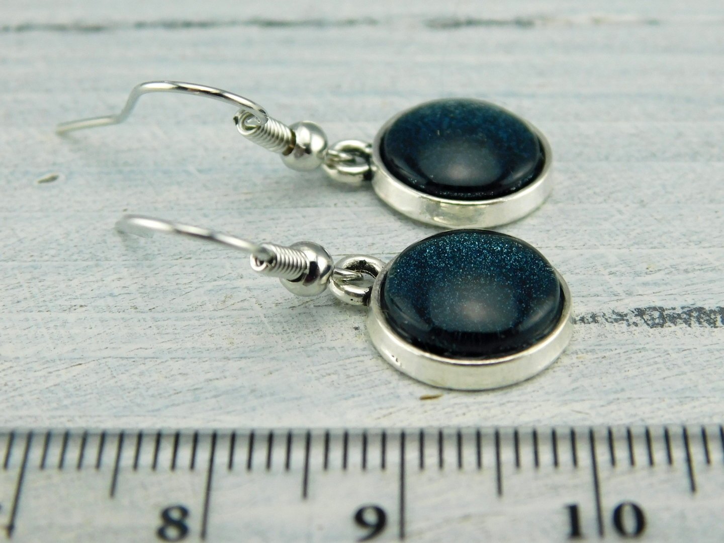 Cabochon-Ohrhänger "Mystic Blue" in silberner Farbe