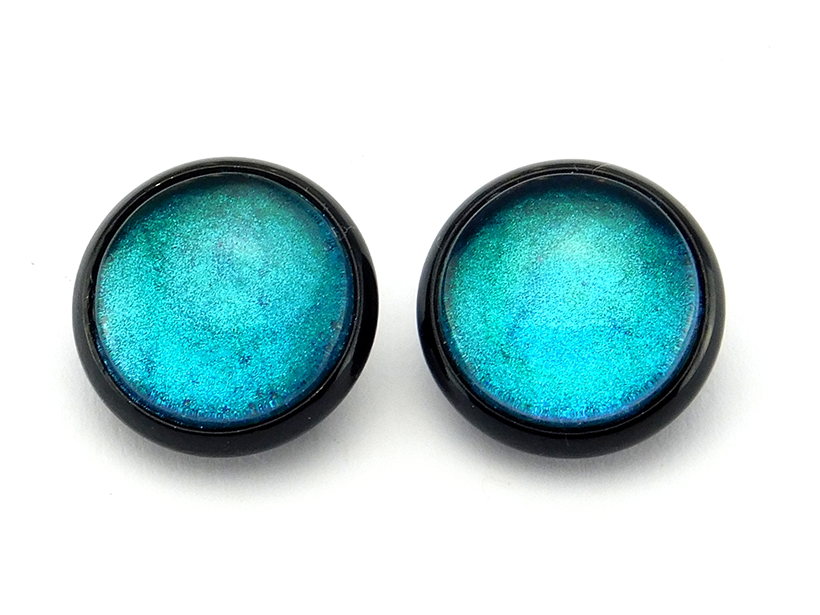 Ohrstecker mit schwarzer Fassung und Glasstein "Wolkenmeer"