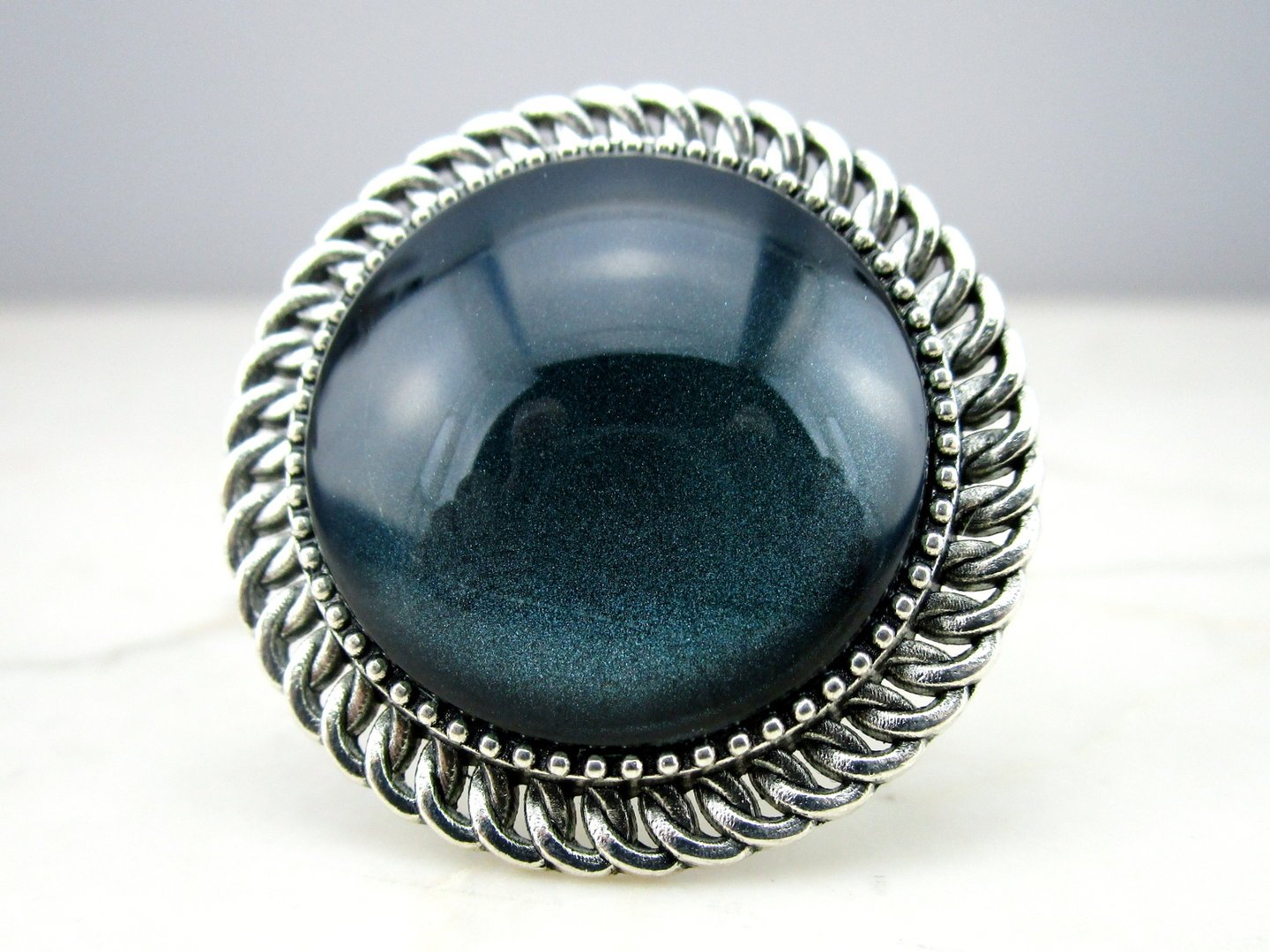 Runder Cabochonring "Dark Petrol" - Vintage Schmuckstübchen