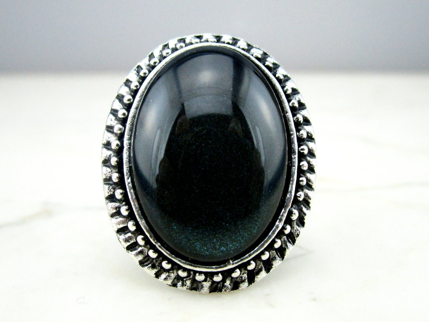 Ovaler Cabochonring "Dark Green" - Vintage Schmuckstübchen