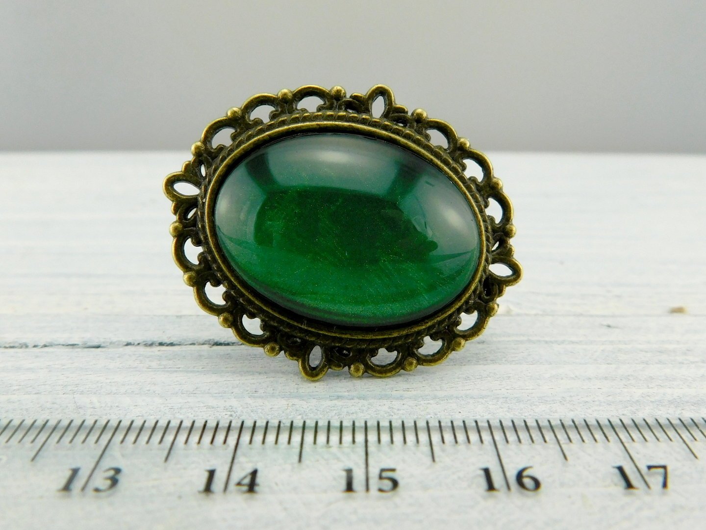 Geschenkset "Maigrün" mit Ring und Brosche - Vintage Schmuckstübchen