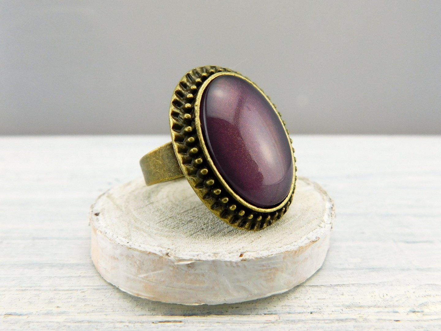 Ovaler Ring mit Cabochon - Vintage Schmuckstübchen