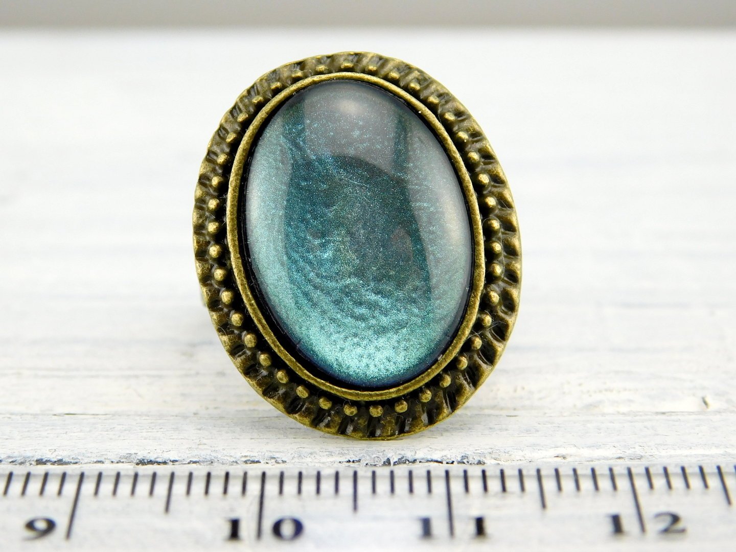 Ovaler Ring mit Cabochon - Vintage Schmuckstübchen