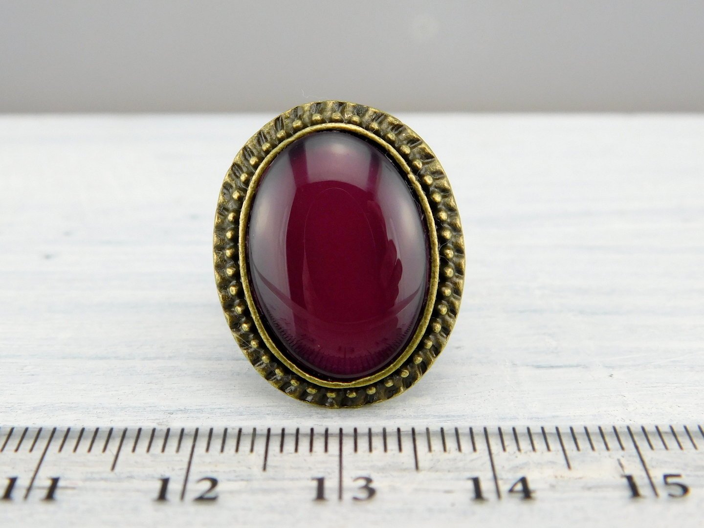 Ovaler Ring mit Cabochon - Vintage Schmuckstübchen