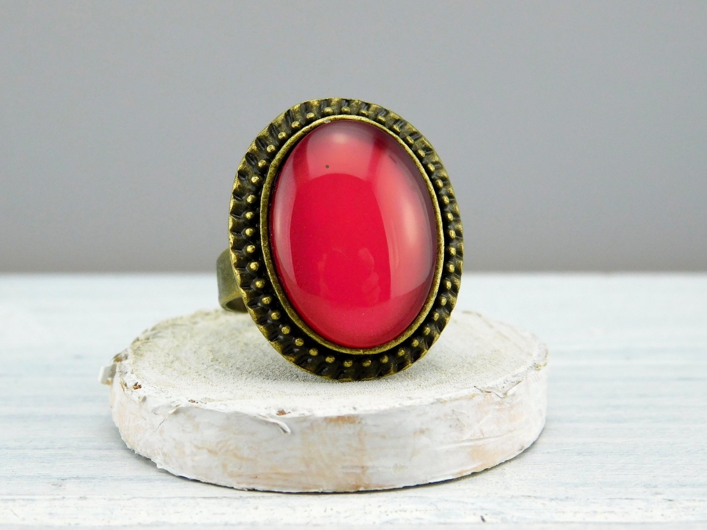Ovaler Ring mit Cabochon - Vintage Schmuckstübchen