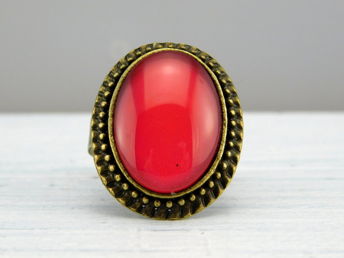 Ovaler Ring mit Cabochon - Vintage Schmuckstübchen