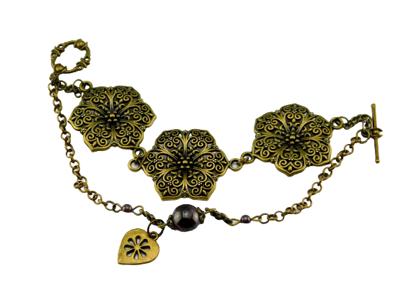 Romantisches Armband mit Blüten und Edelsteinperlen 