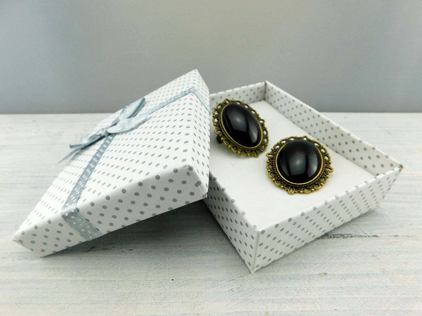 Geschenkset "Nachtschwarz" mit Ring und Brosche - Vintage Schmuckstübchen