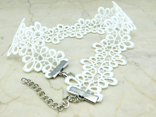 Weißes Halsband "White Fairy" - Vintage Schmuckstübchen